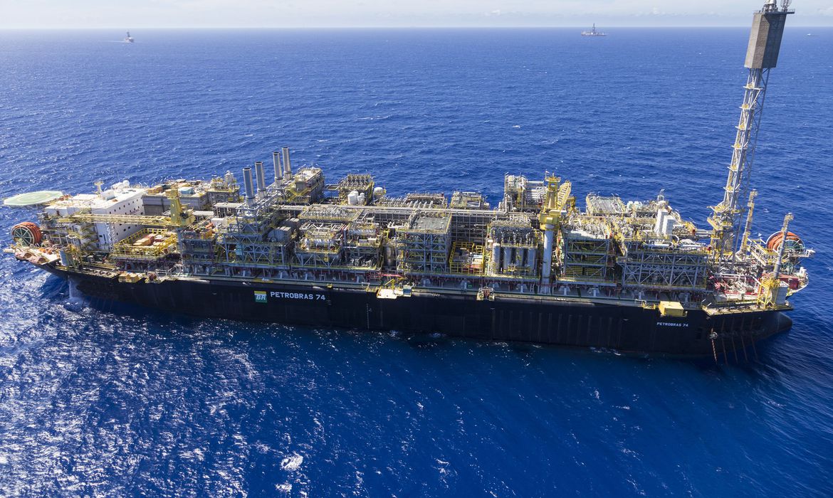 Produção de petróleo, em maio, é de 2,879 milhões de barris por dia