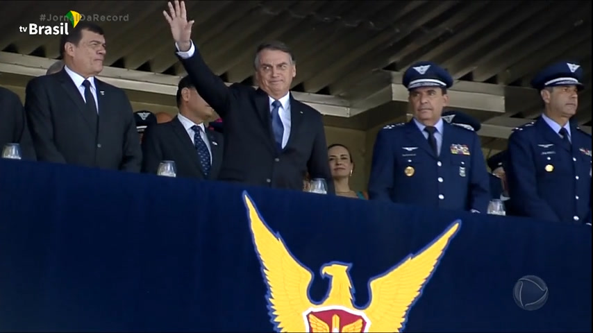 Bolsonaro participa de cerimônia de formatura de militares no interior de São Paulo – Notícias