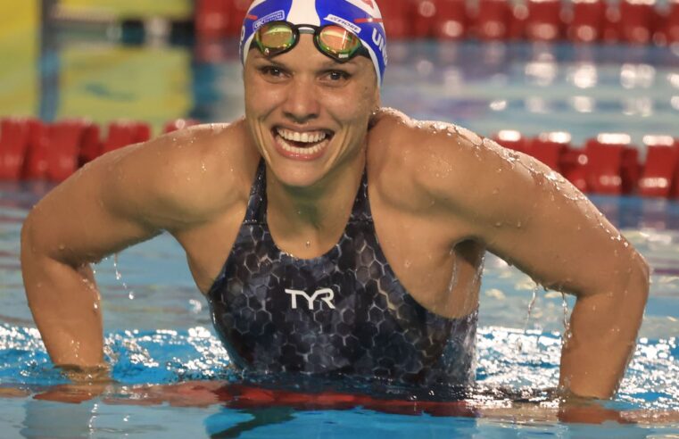 Carol Santiago é ouro em etapa do World Series de natação paralímpica