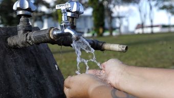 Brasileiro utiliza em média 117,5 litros de água por dia, mostra IBGE  – Notícias