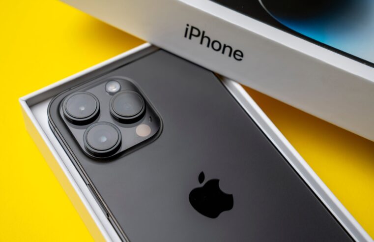 Vai parcelar? iPhone 15 e Pro Max prometem preços salgados no Brasil