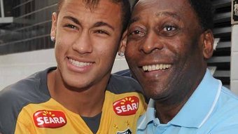 Por favor, respeitadas as partes, sem essa de comparar Neymar com Pelé – Prisma