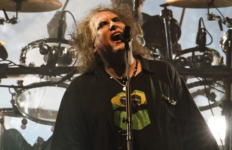 The Cure faz show intimista e lisérgico para fãs devotos no Brasil; veja